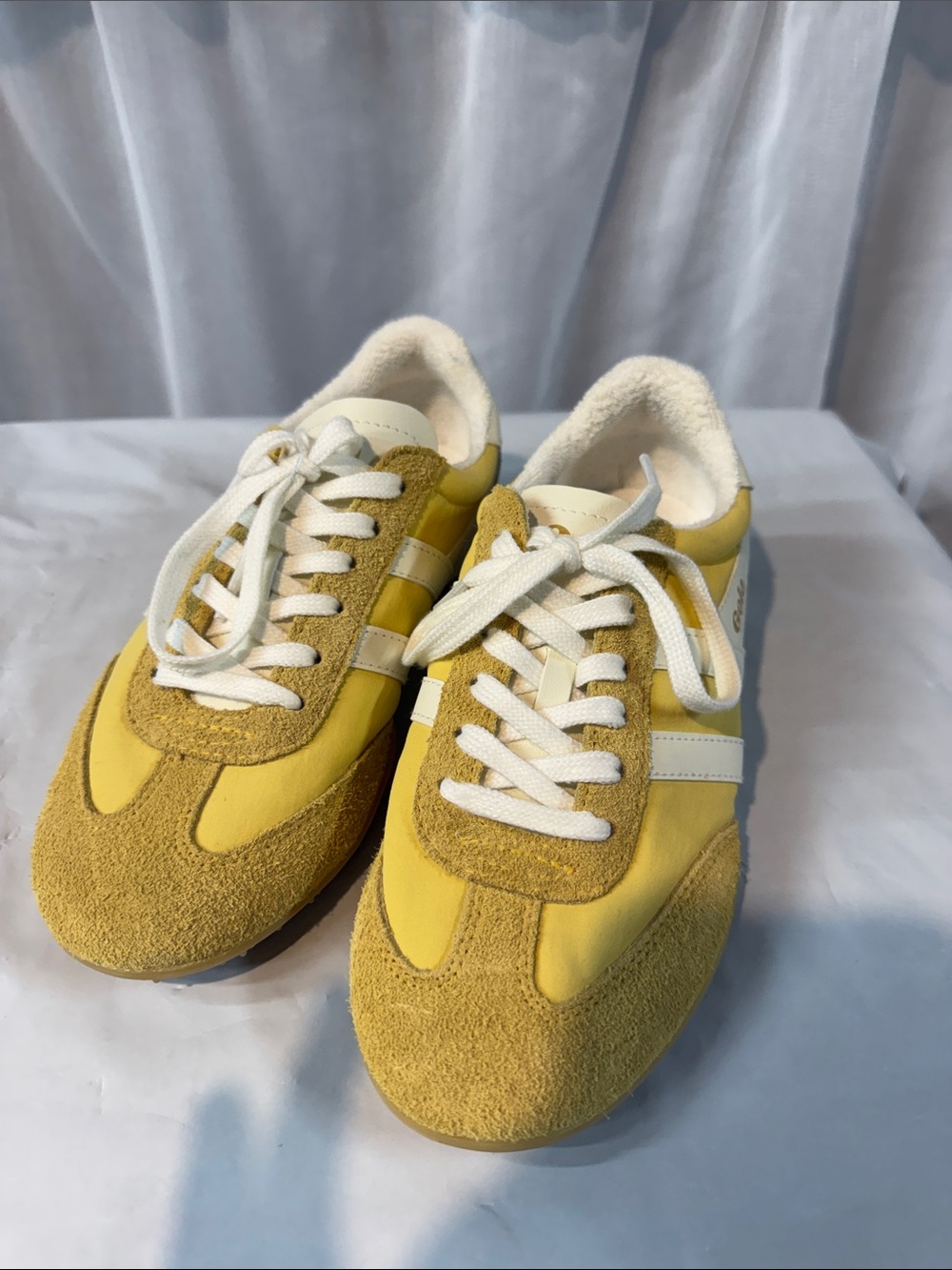 Women’s Yellow & White Gola Sneakers - Classic Lace-Up🚌